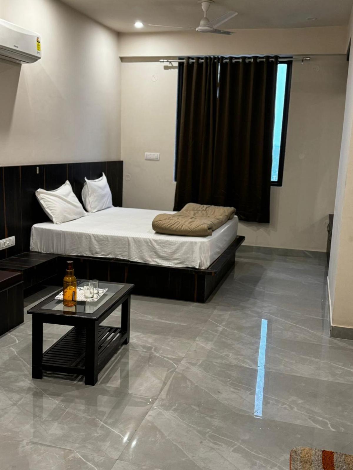 Hotel Karma Джапур Экстерьер фото